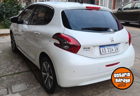 Autos - Peugeot 208 Feline 2018 Nafta 60000Km - En Venta