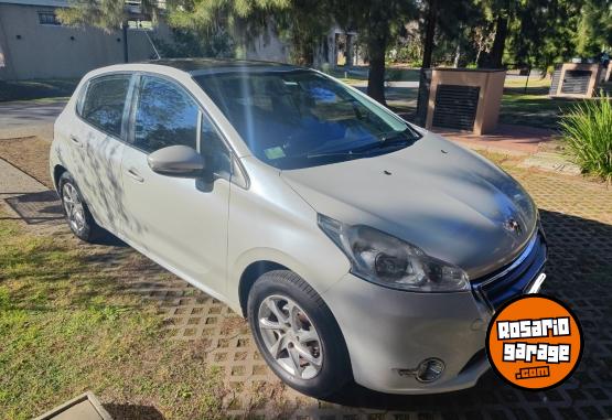Autos - Peugeot 208 2016 Nafta 120000Km - En Venta