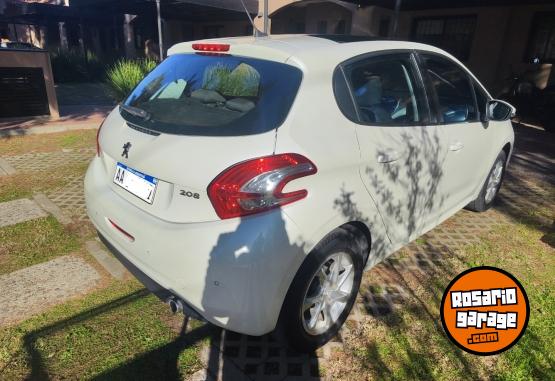 Autos - Peugeot 208 2016 Nafta 120000Km - En Venta