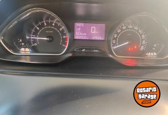 Autos - Peugeot 208 2016 Nafta 120000Km - En Venta