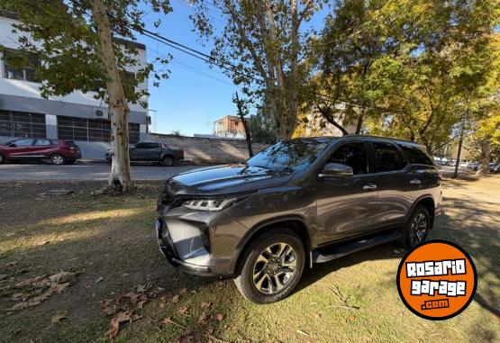 Camionetas - Toyota SW4 diamond 2022 Diesel 52600Km - En Venta