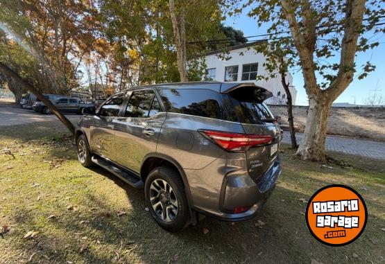 Camionetas - Toyota SW4 diamond 2022 Diesel 52600Km - En Venta