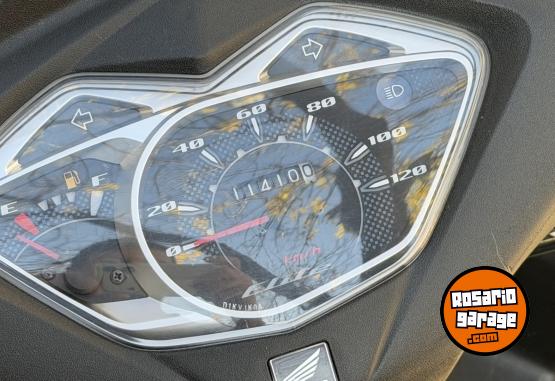 Motos - Honda ELITE 2017 Nafta 11410Km - En Venta