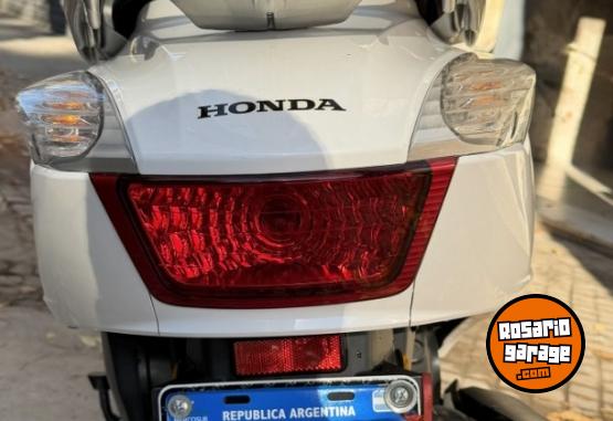 Motos - Honda ELITE 2017 Nafta 11410Km - En Venta