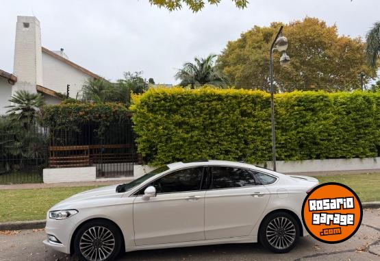 Autos - Ford Mondeo titanium 2018 Nafta 108000Km - En Venta