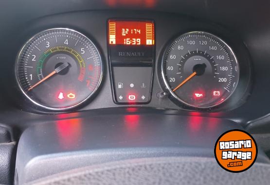 Autos - Renault Clio 2015 Nafta 32174Km - En Venta