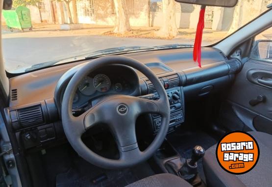 Autos - Chevrolet Corsa 3 puertas City 1.6 2007 Nafta 128000Km - En Venta