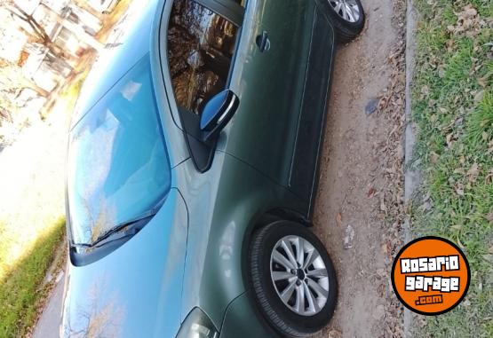 Autos - Volkswagen Fox trendline 1.6 2011 Nafta 115000Km - En Venta