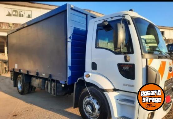 Camiones y Grúas - FORD CARGO 1722 - En Venta