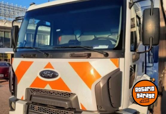 Camiones y Grúas - FORD CARGO 1722 - En Venta