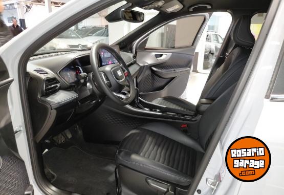 Autos - Fiat FASTBACK 270 TURBO AT 2024 Nafta 118325Km - En Venta