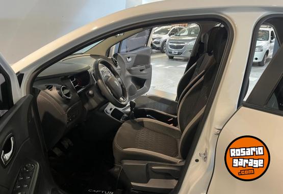 Autos - Renault CAPTUR 2.0 ZEN 2.0 6MT 2017 Nafta 63604Km - En Venta