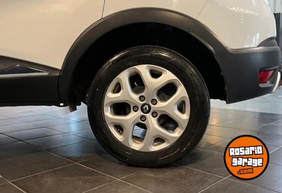 Autos - Renault CAPTUR 2.0 ZEN 2.0 6MT 2017 Nafta 63604Km - En Venta