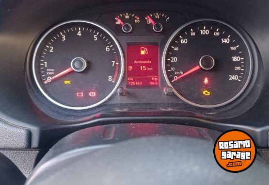 Autos - Volkswagen Voyage 2015 GNC 125000Km - En Venta