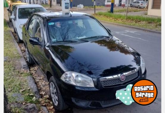 Autos - Fiat Siena 2014 GNC 450000Km - En Venta