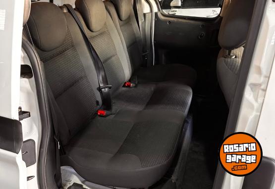 Utilitarios - Peugeot Partner 2021 Diesel 125000Km - En Venta