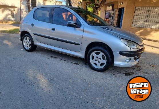 Autos - Peugeot 206 2003 Nafta 111111Km - En Venta