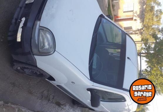 Utilitarios - Renault Kangoo furgon 2008 Diesel 135000Km - En Venta