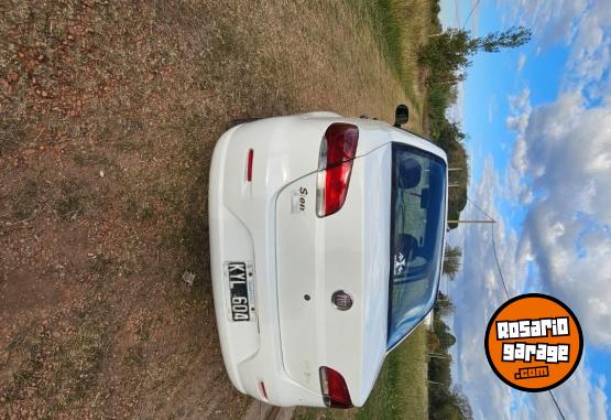 Autos - Fiat Siena Fire nafta y gnc 2012 GNC 228000Km - En Venta