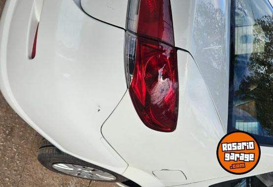 Autos - Fiat Siena Fire nafta y gnc 2012 GNC 228000Km - En Venta