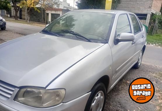Autos - Volkswagen Polo 2006 Diesel 164000Km - En Venta
