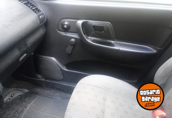 Autos - Volkswagen Polo 2006 Diesel 164000Km - En Venta