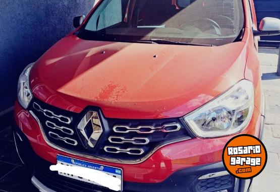 Utilitarios - Renault Kangoo 2024 Nafta 27000Km - En Venta
