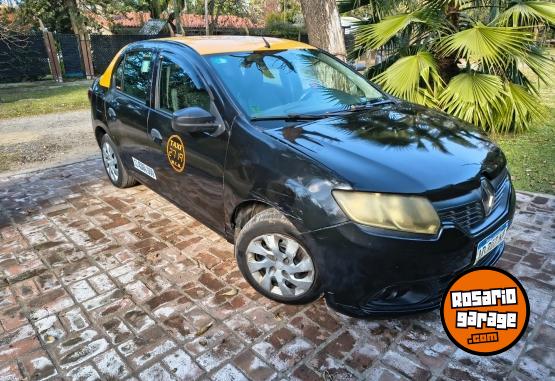 Autos - Renault Logan 2019 GNC 450000Km - En Venta
