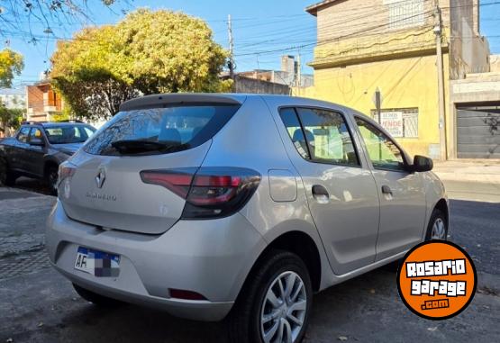 Autos - Renault Sandero 2023 Nafta 66000Km - En Venta