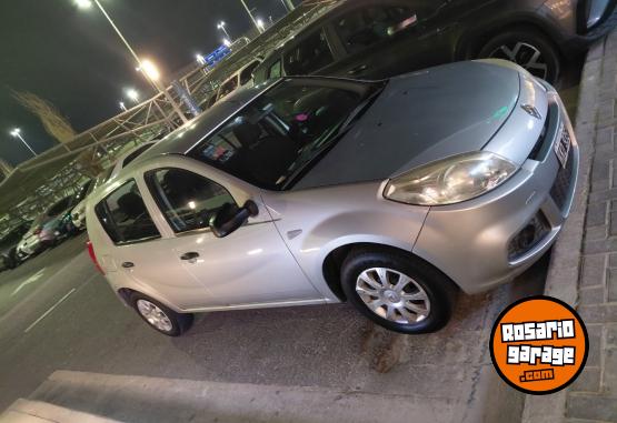 Autos - Renault Sendero 2011 GNC 141000Km - En Venta