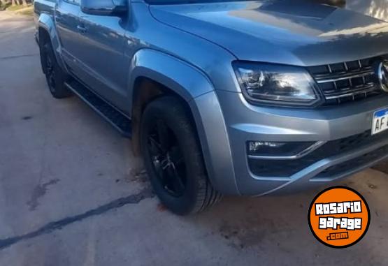 Camionetas - Volkswagen Amarok Higline 2023 Diesel 70000Km - En Venta