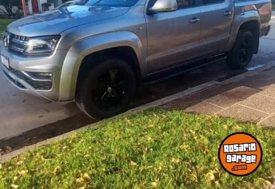 Camionetas - Volkswagen Amarok Higline 2023 Diesel 70000Km - En Venta