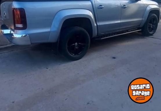 Camionetas - Volkswagen Amarok Higline 2023 Diesel 70000Km - En Venta