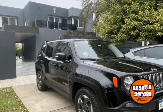 Camionetas - Jeep Renegade sport 2016 Nafta 62000Km - En Venta