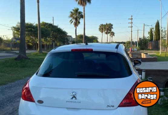 Autos - Peugeot 308 2013 Nafta 140000Km - En Venta