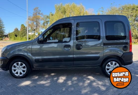 Utilitarios - Renault KANGOO 1.6 AUTENTHIQUE 2P 2015 GNC 135000Km - En Venta
