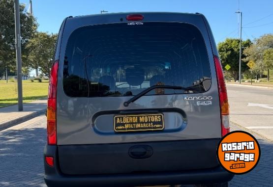 Utilitarios - Renault KANGOO 1.6 AUTENTHIQUE 2P 2015 GNC 135000Km - En Venta