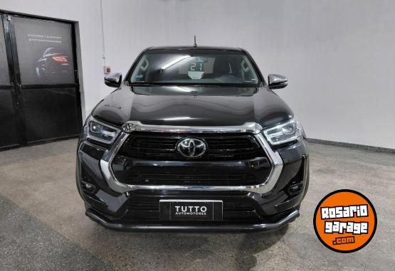 Camionetas - Toyota Hilux srx at 2021 Diesel 110000Km - En Venta