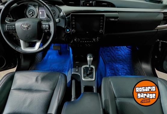 Camionetas - Toyota Hilux srx at 2021 Diesel 110000Km - En Venta