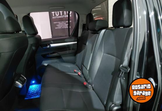 Camionetas - Toyota Hilux srx at 2021 Diesel 110000Km - En Venta