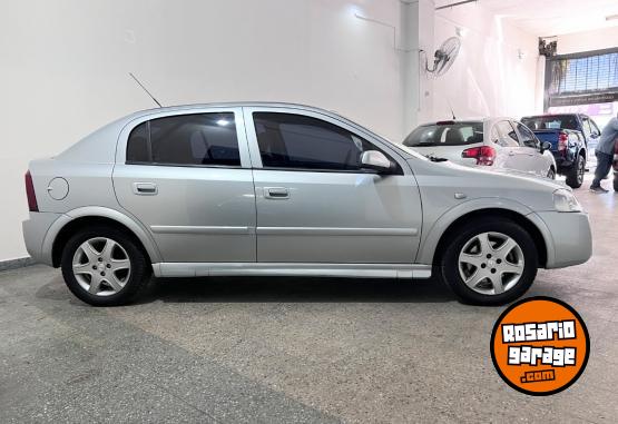 Autos - Chevrolet Astra gl 2009 Diesel 178000Km - En Venta