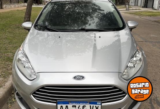 Autos - Ford Fiesta 2017 Nafta 140000Km - En Venta