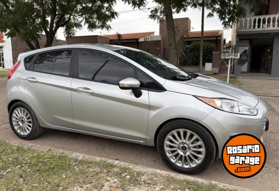 Autos - Ford Fiesta 2017 Nafta 140000Km - En Venta