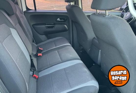 Camionetas - Volkswagen Amarok v6 Confortline 2021 Diesel 110000Km - En Venta