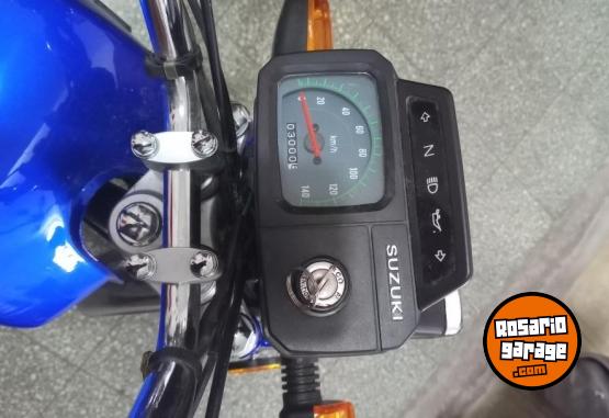 Motos - Suzuki ax 100 2025 Nafta 3000Km - En Venta