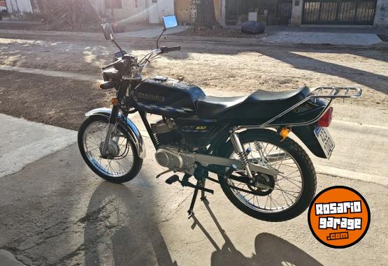 Motos - Suzuki AX 100 2024 Nafta 5400Km - En Venta