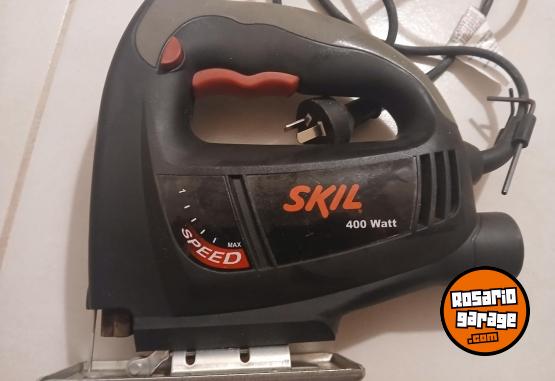 Herramientas - Vendo sierra caladora de 400 wats Skil imoecable - En Venta