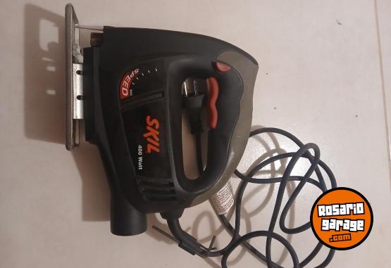 Herramientas - Vendo sierra caladora de 400 wats Skil imoecable - En Venta