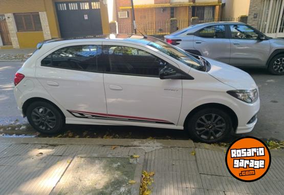 Autos - Chevrolet onix 2016 Nafta 100000Km - En Venta