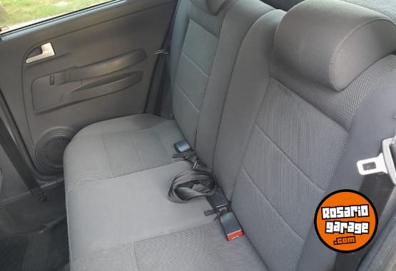 Autos - Volkswagen CrossFox 2007 Nafta 260000Km - En Venta